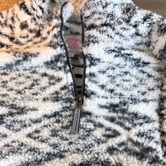 🍁 Cozy Sherpa 🍁…Women’s Large… White/Gray/Hints Black Pull-Over! - Picture 12 of 12